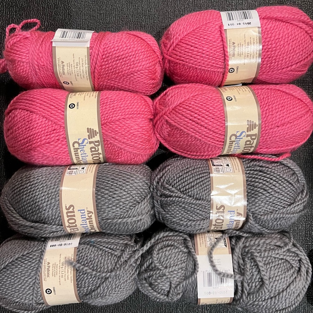 Lot of 8 Patons Shetland yarn. NWT.